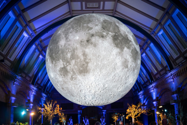 twobytwo_Museum_of_the_Moon_0182
